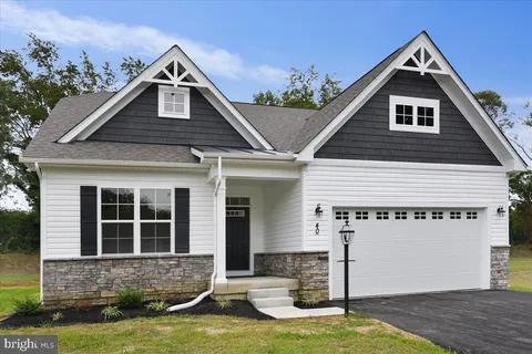 Race Track Road, Saint Thomas, PA 17252