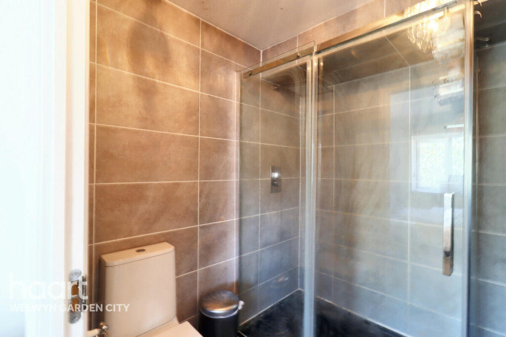 Additional image 12 of Eddington Crescent, Welwyn Garden City