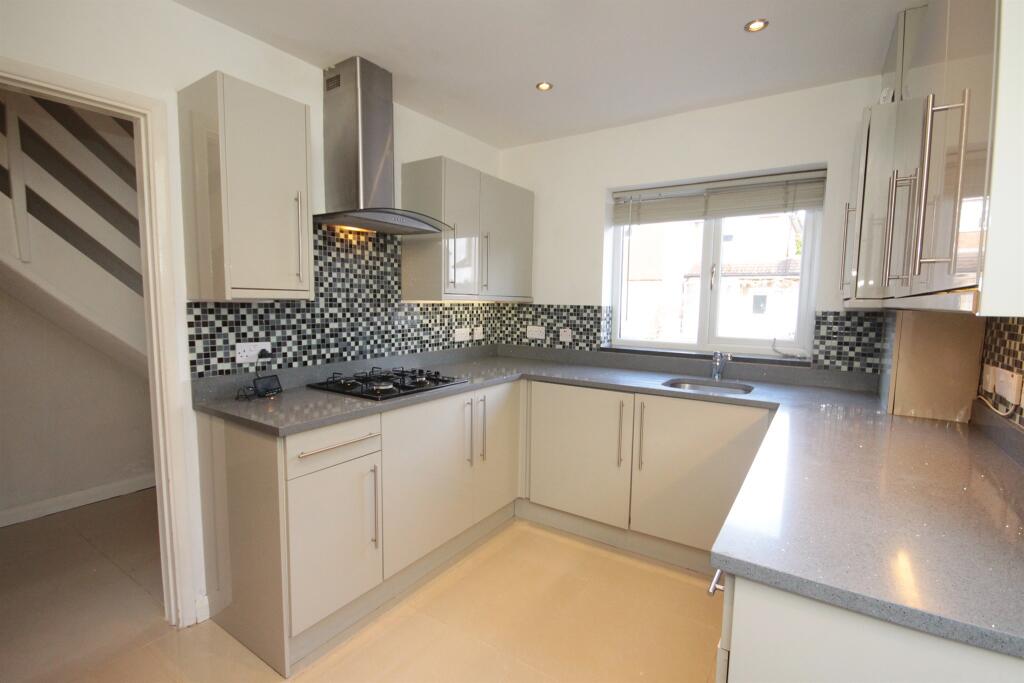 Additional image 11 of Coleswood Road, Harpenden