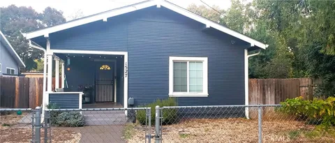 1527 Elm Street, Chico, CA 95928