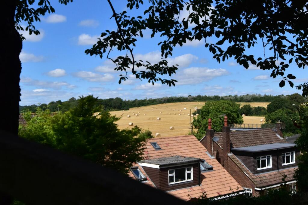 Additional image 2 of Newlyn Close, Bricket Wood, AL2