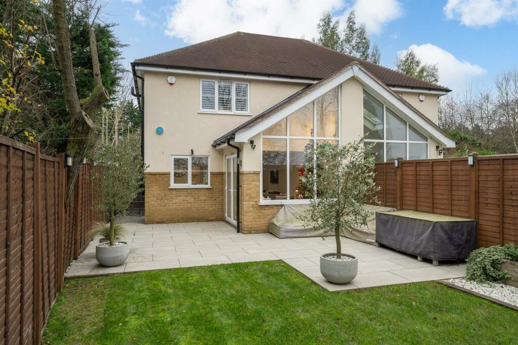 Additional image 22 of Driftwood Avenue, St Albans