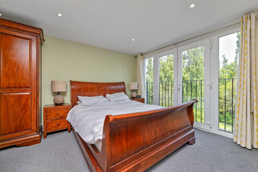 Additional image 15 of Pemberton Close, St. Albans