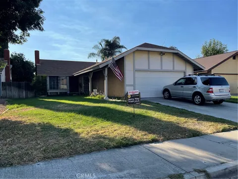 827 Plumwood Street, Colton, CA 92324