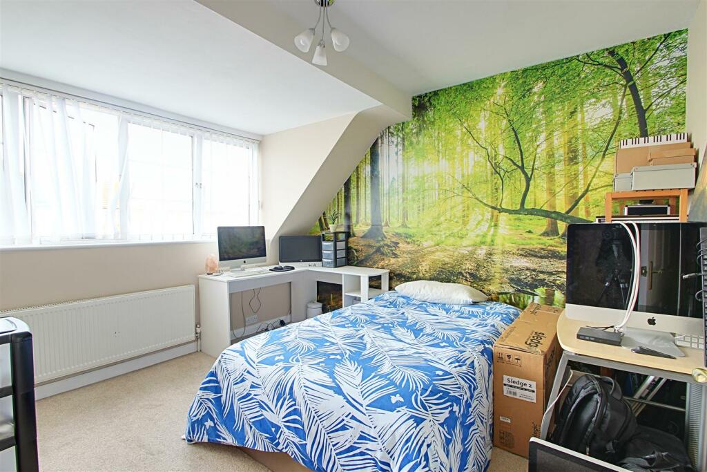 Additional image 15 of Collyer Road, London Colney, St Albans