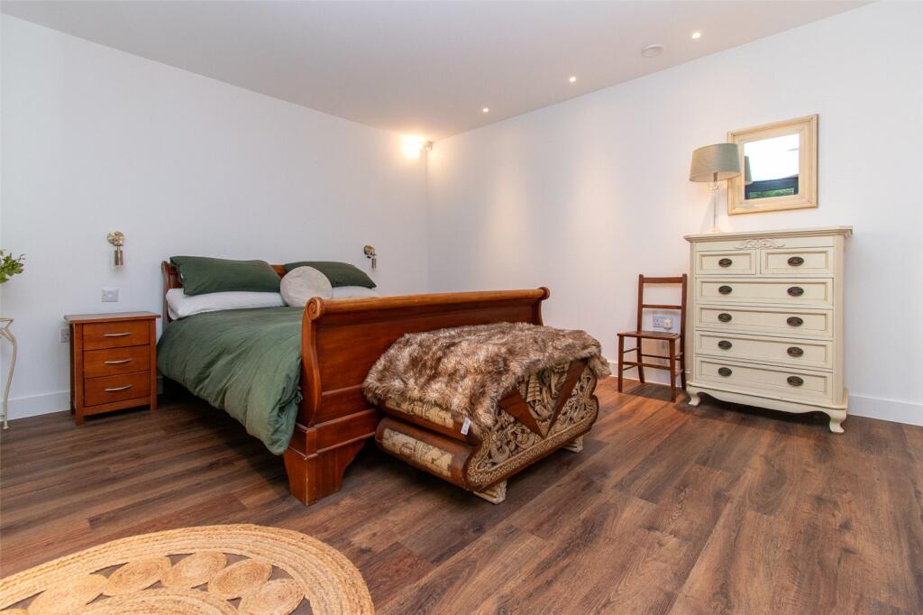 Additional image 17 of Park Street Lane, Park Street, St. Albans, Hertfordshire, AL2