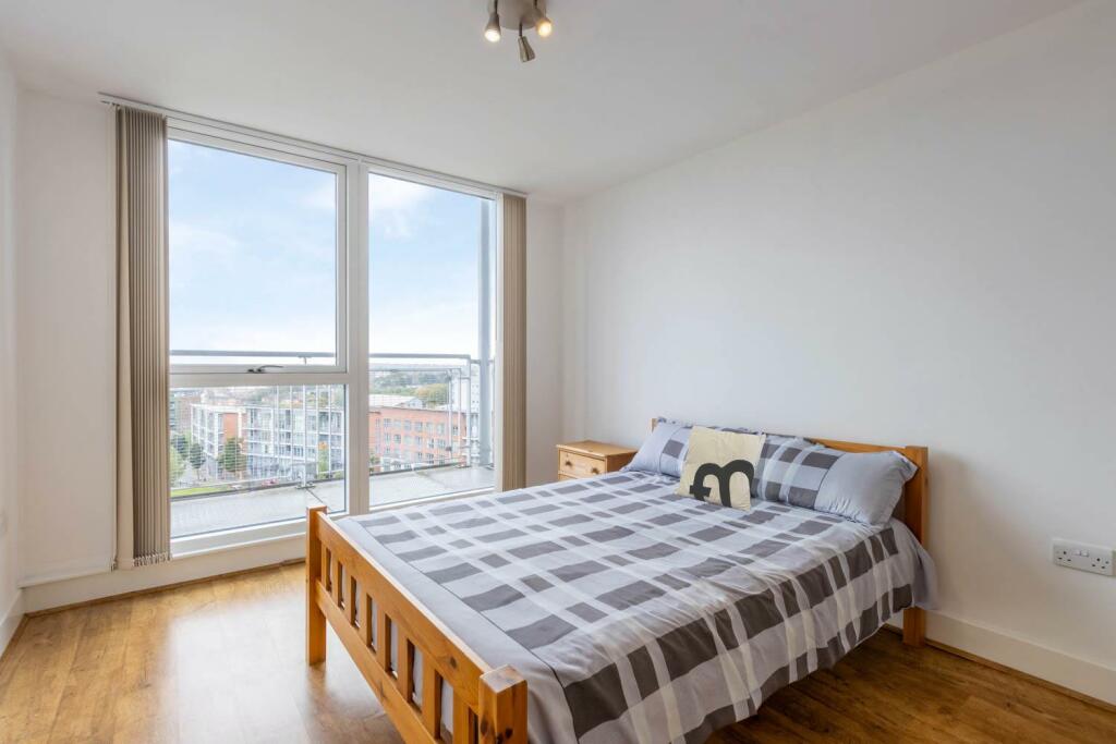 Additional image 9 of 26 Longleat Avenue, Park Central, Birmingham, B15 2EX