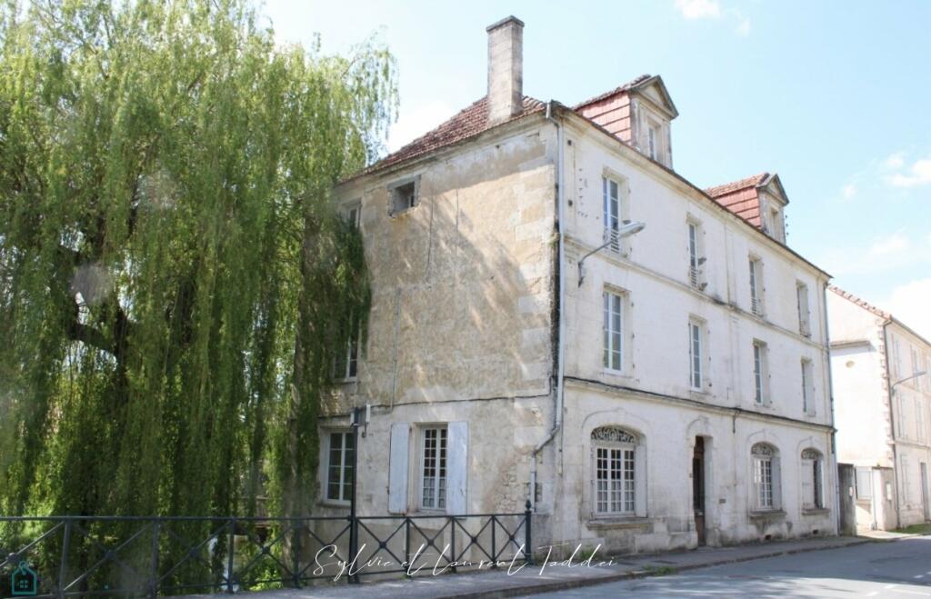 Additional property image - Poitou-Charentes, Charente, Barbezieux-St-Hilaire, France