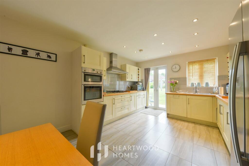 Additional image 9 of Redhall End, Roestock Lane, St. Albans, AL4 0NE