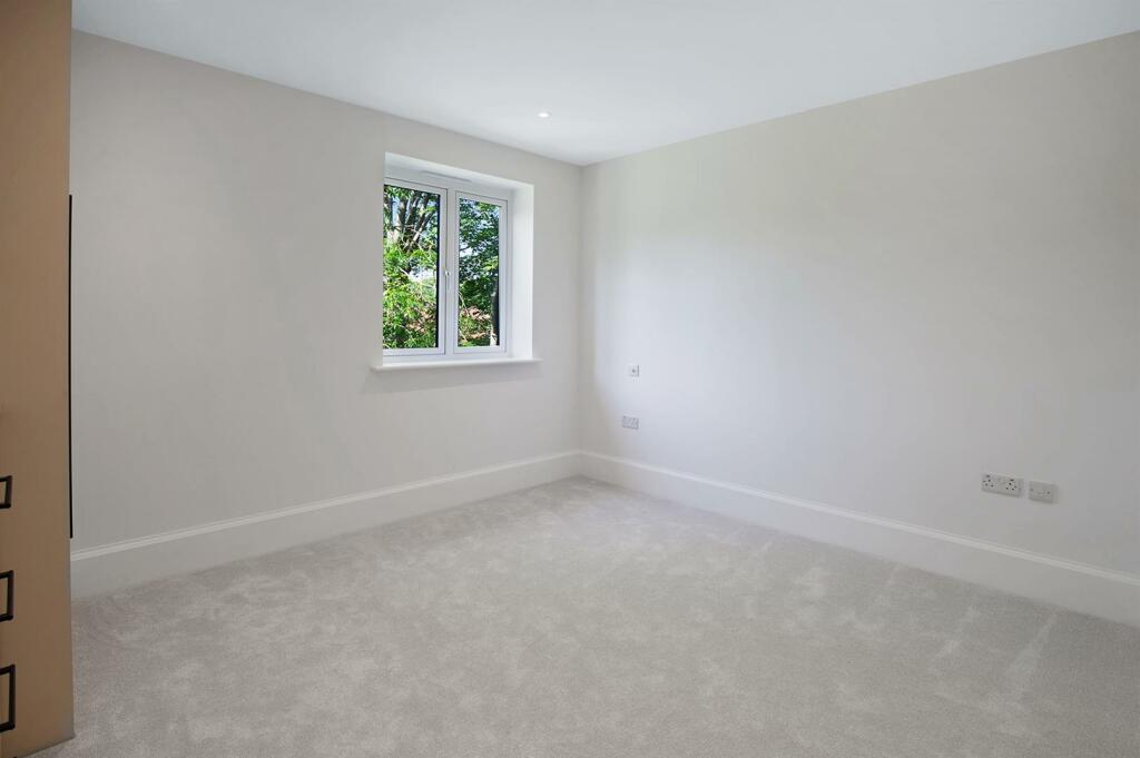 Additional image 11 of New Road, Welwyn