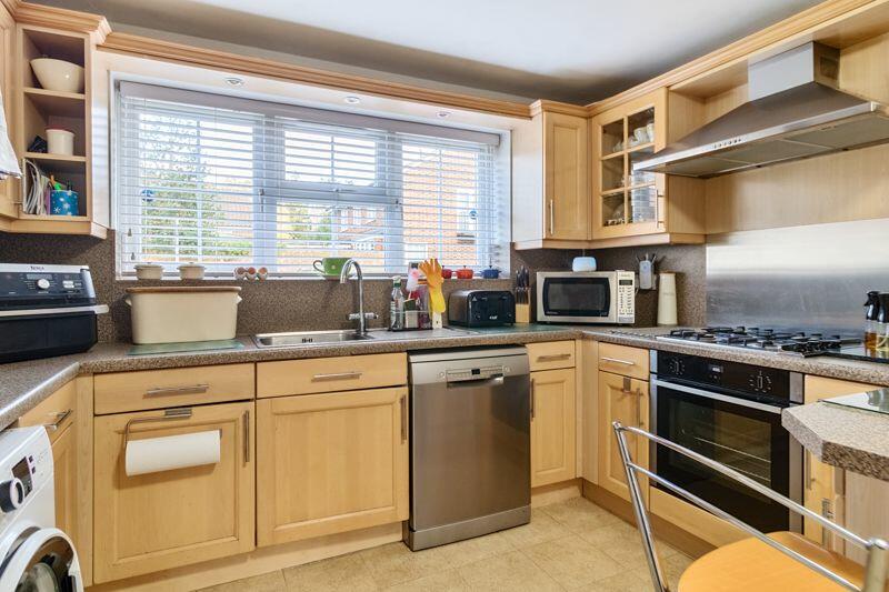 Additional image 16 of Park Close, Old Hatfield