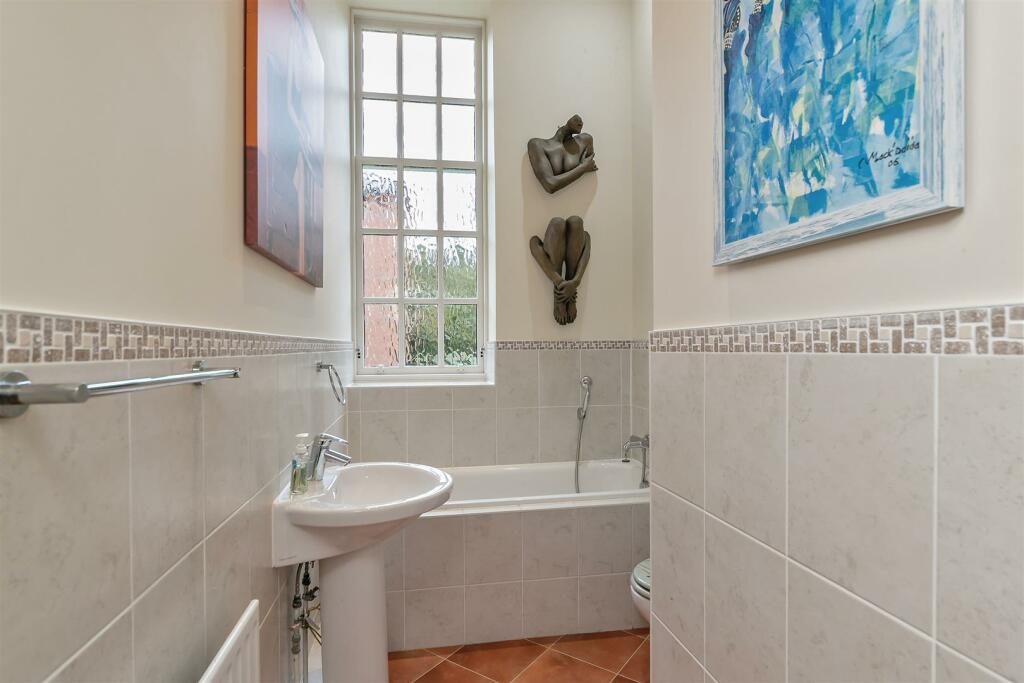 Additional image 28 of Great Leys Court, Beningfield Drive, London Colney, St. Albans
