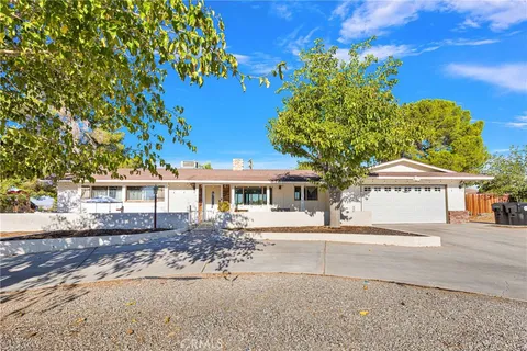 15940 Venango Road, Apple Valley, CA 92307
