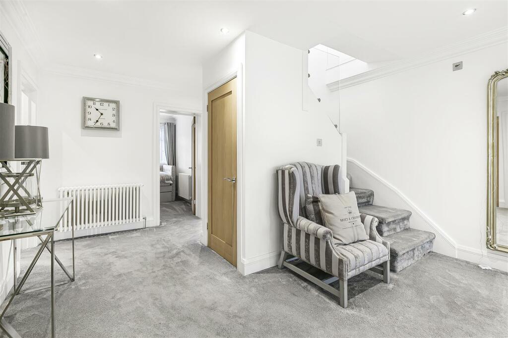 Additional image 27 of Pine Grove, Brookmans Park, Hatfield