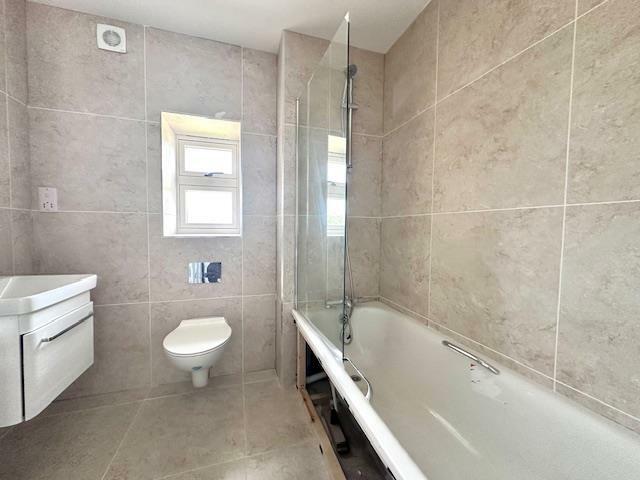 Additional image 8 of All Saints, London Colney