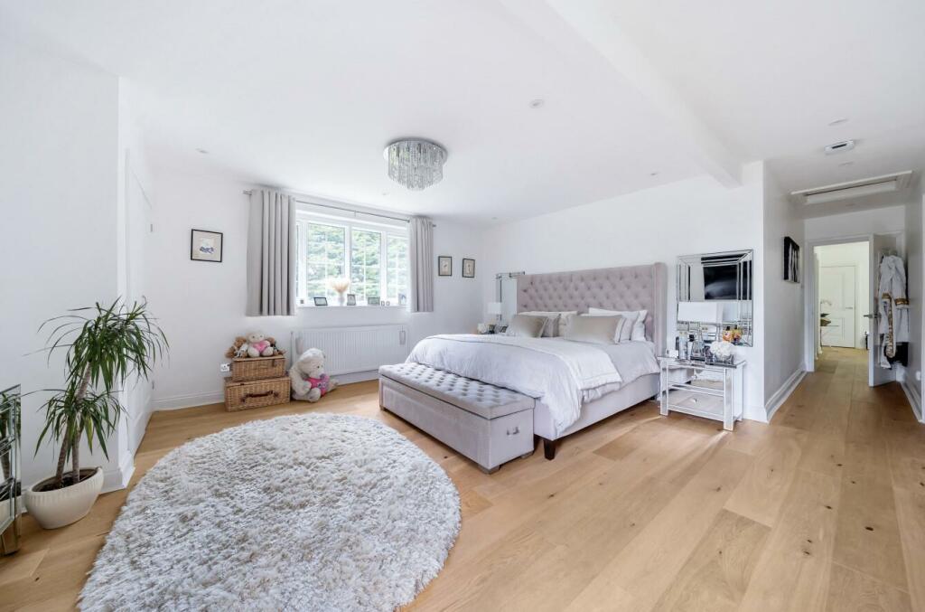 Additional image 14 of Dixons Hill Close, North Mymms, Hertfordshire