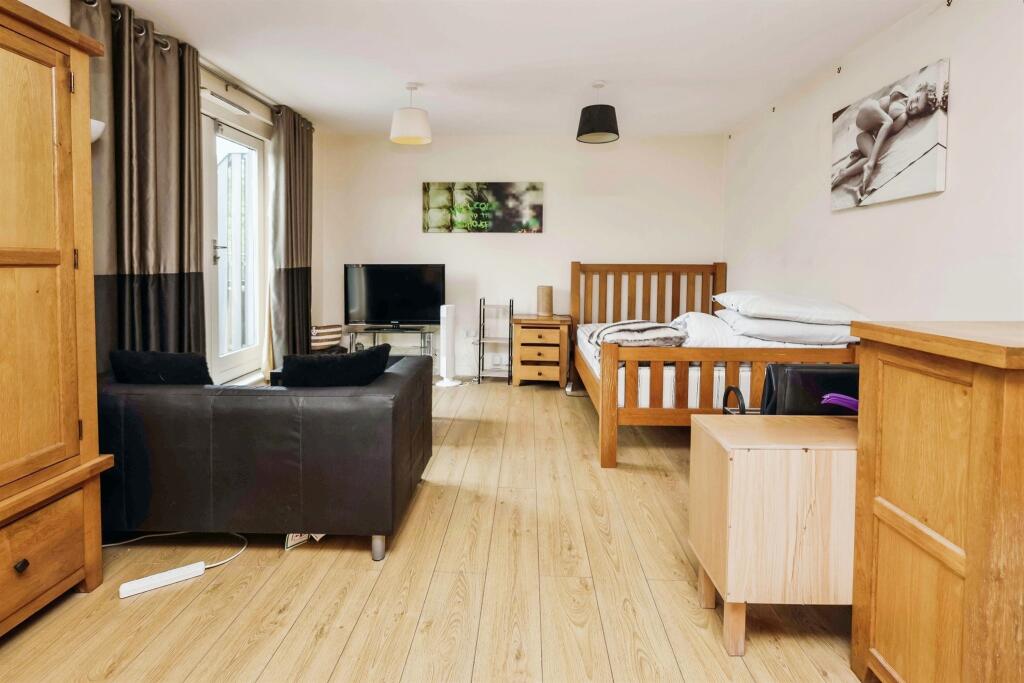 Additional image 4 of New Coventry Road, Birmingham