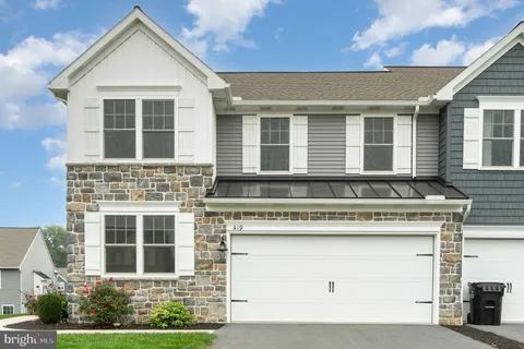 419 Mayapple Drive, Annville, PA 17003