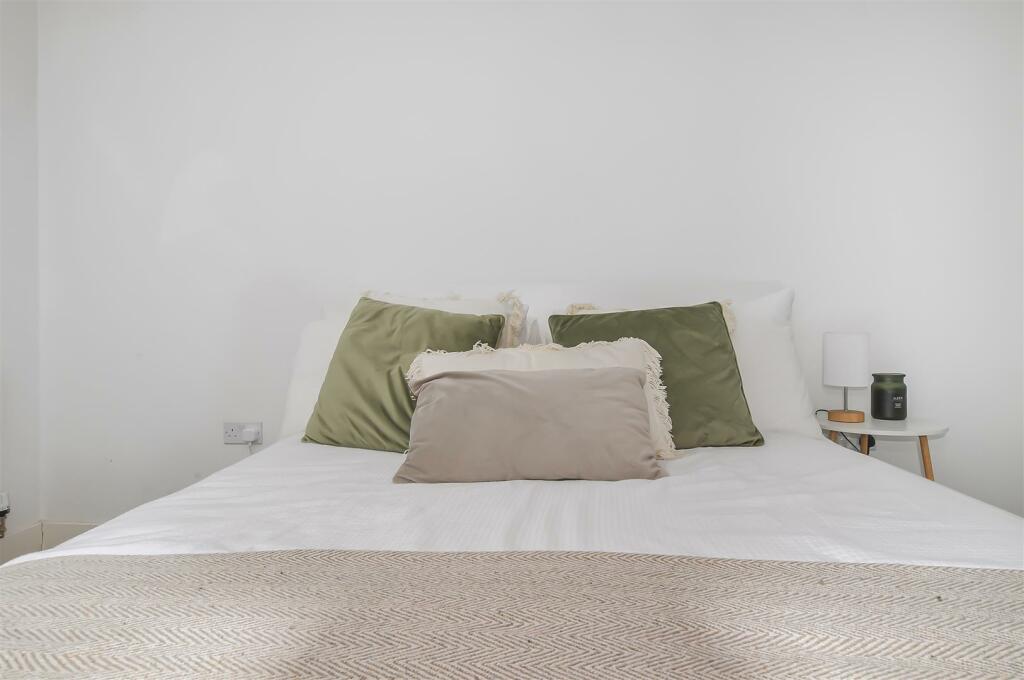 Additional image 8 of Redland Way, Bricket Wood, St Albans