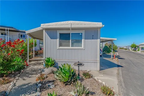 1134 Villa Calimesa Lane Unit 71, Calimesa, CA 92320