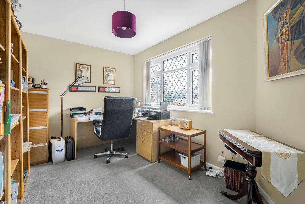 Additional image 15 of Moffats Close, Brookmans Park, AL9