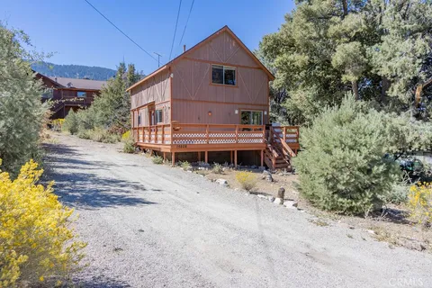 15508 Liveoak Way, Pine Mountain Club, CA 93222