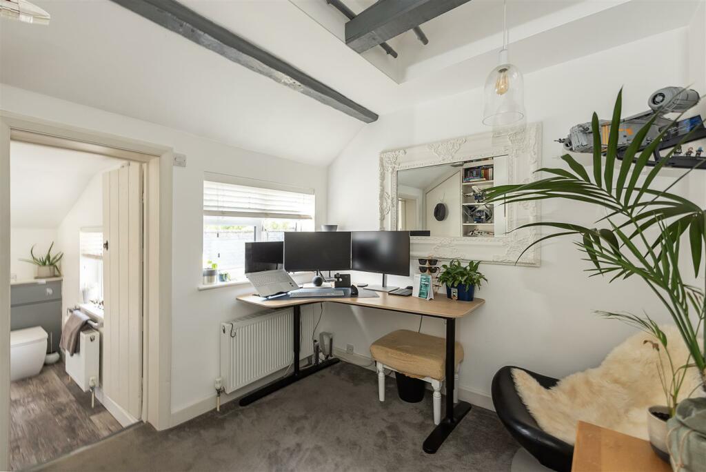 Additional image 10 of Southdown Road, Harpenden