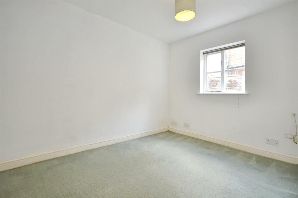 Additional image 11 of Luton Road, Harpenden