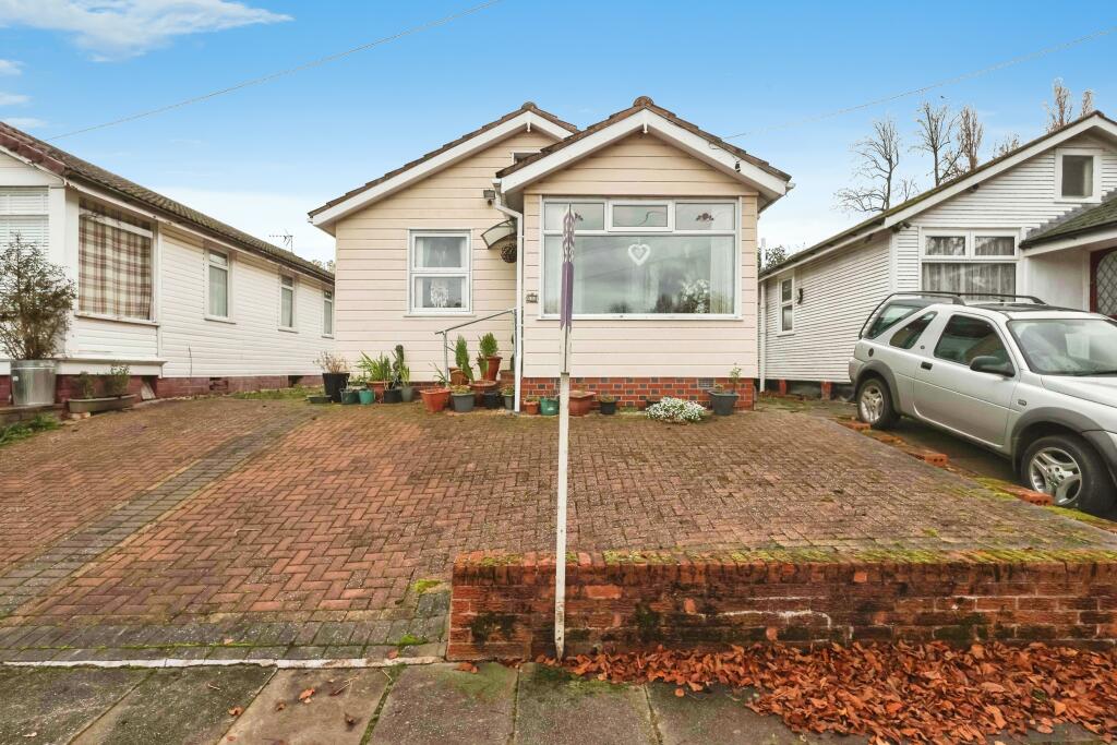 Central Avenue, Birmingham, West Midlands, B31