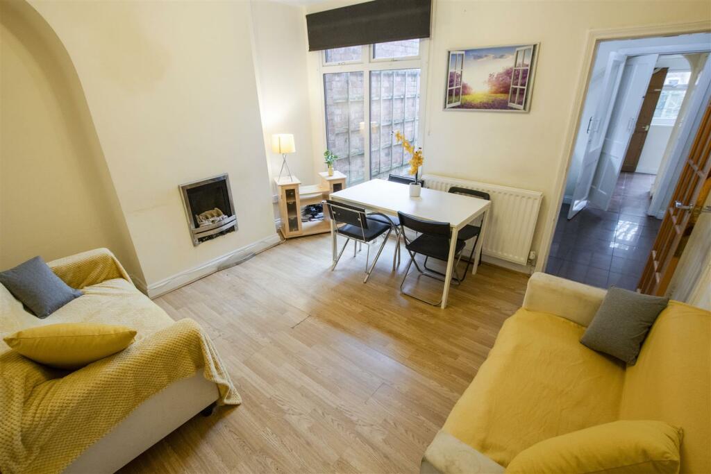 Additional image 4 of Warwards Lane, Birmingham