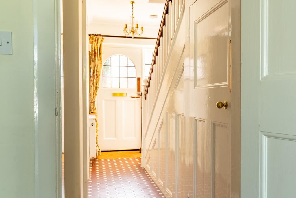 Additional image 11 of Upton Avenue, St. Albans, Hertfordshire, AL3