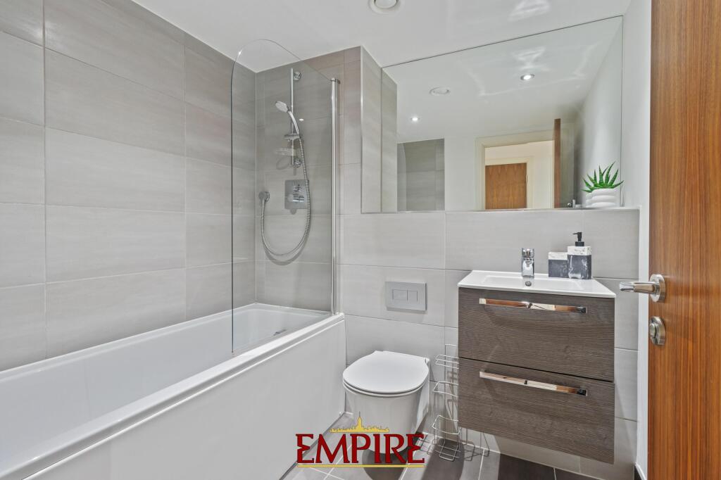 Additional image 8 of Sand Pits, The Quadrant, B1