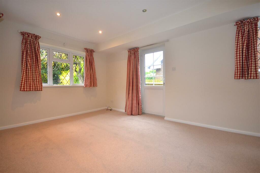 Additional image 6 of Pie Corner, Flamstead