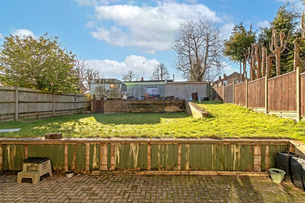 Additional image 2 of Garrard Way, Wheathampstead, St. Albans