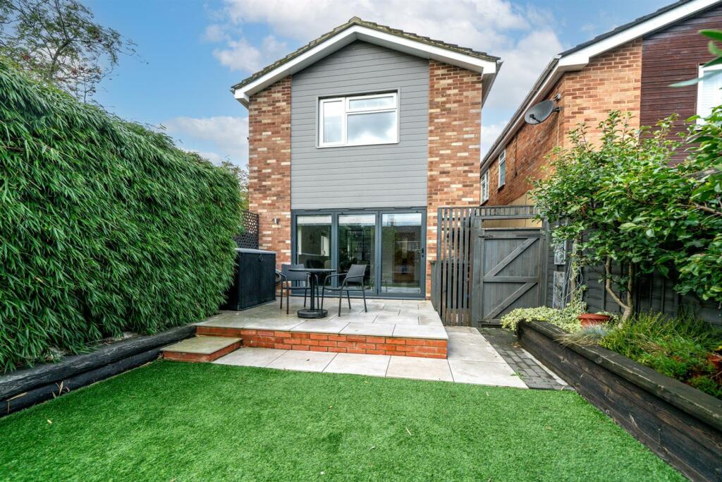 Additional image 31 of Tennyson Road, St. Albans