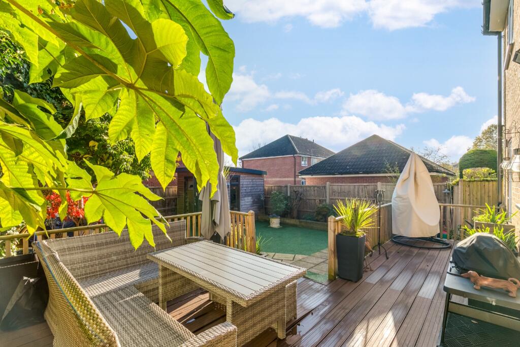 Additional image 18 of Coltsfoot, Welwyn Garden City, Hertfordshire, AL7