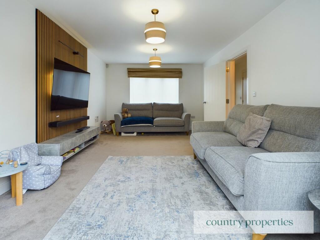 Additional image 2 of Appletree Way, Welwyn Garden City, AL7