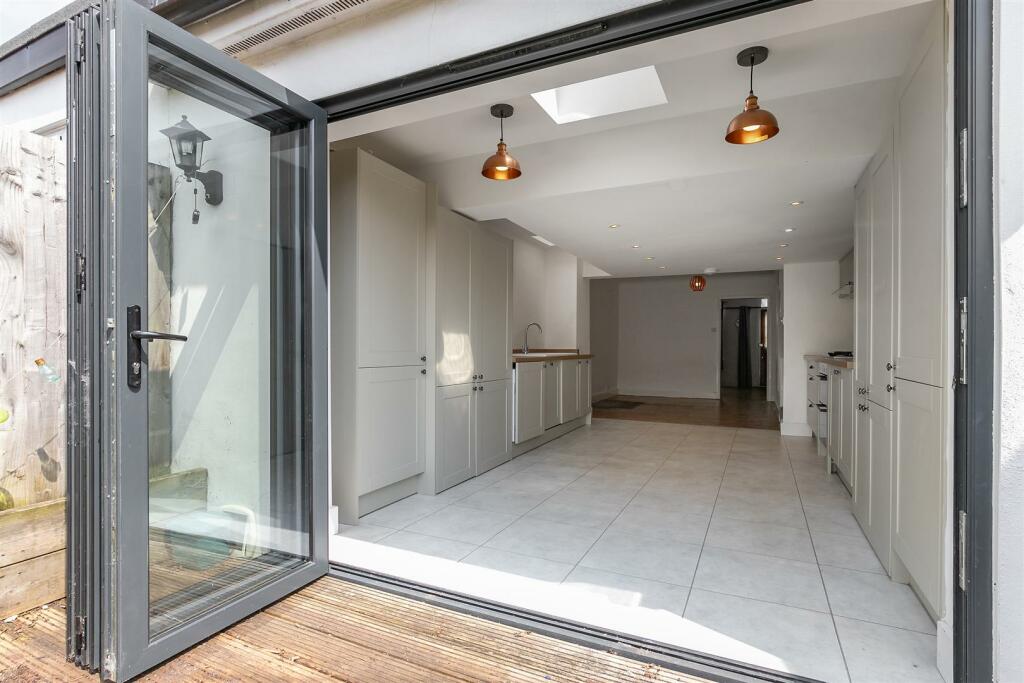 Additional image 19 of Cavendish Road, St. Albans