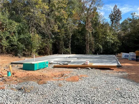 316 21st Avenue, Phenix City, AL 36869