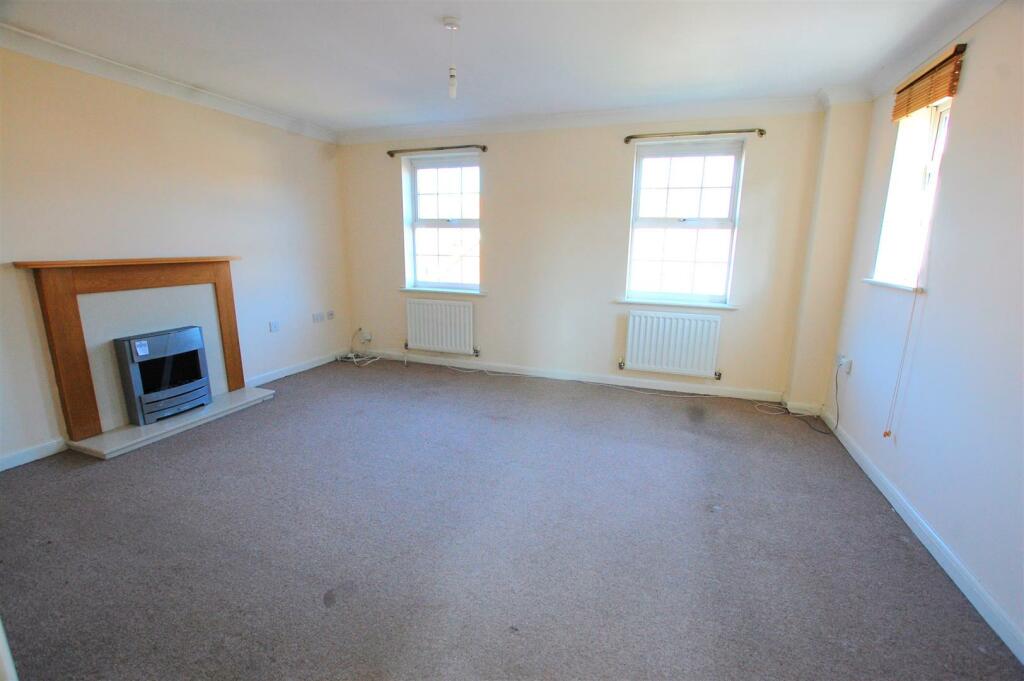 Additional image 3 of Errington Close, Hatfield