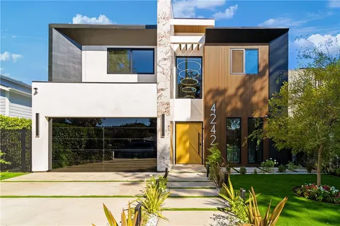 Property image - 4242 Shadyglade Avenue, Studio City, CA 91604