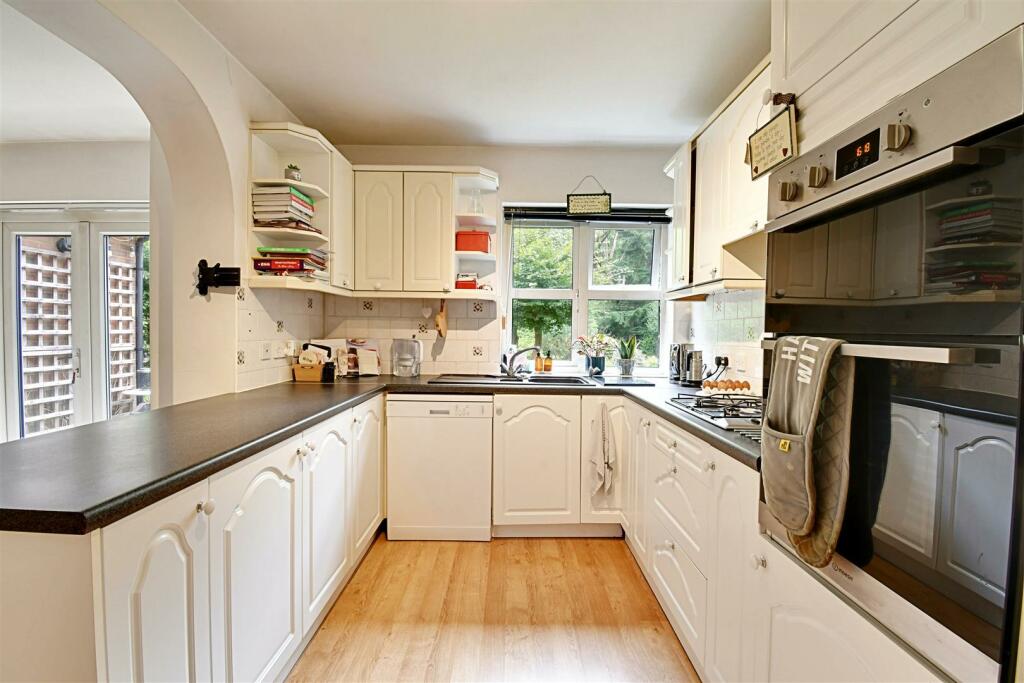 Additional image 14 of Orchard Road, Tewin