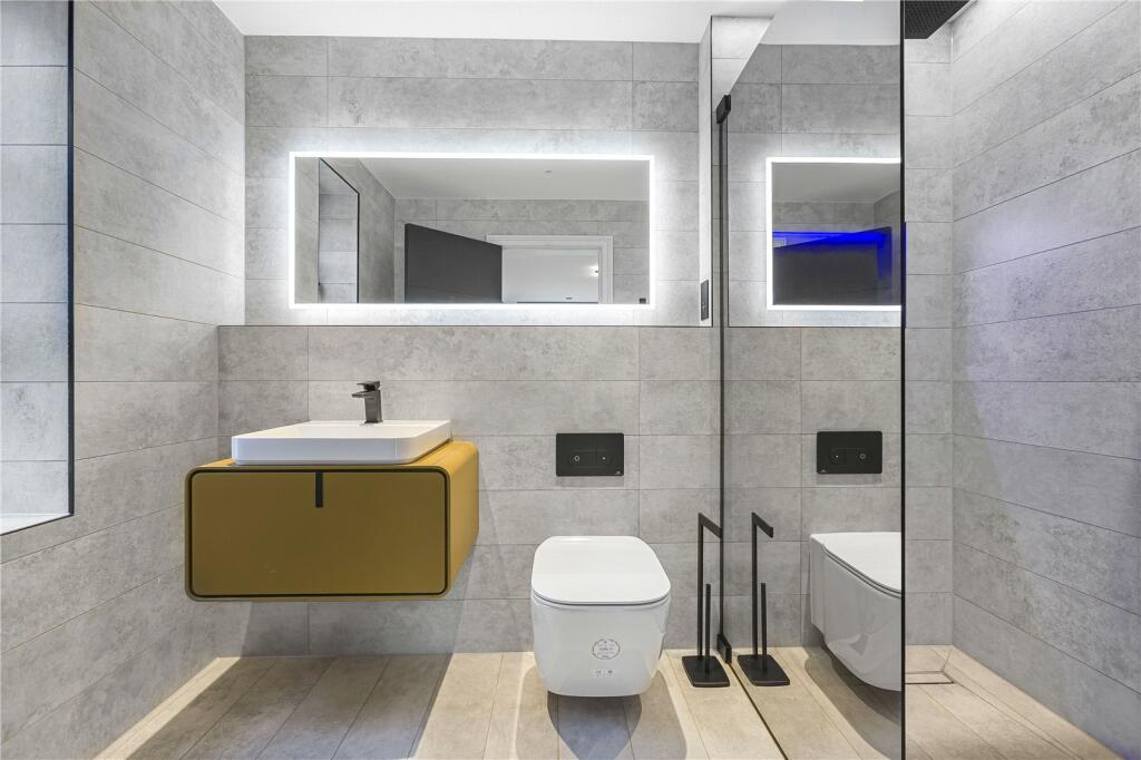 Additional image 34 of Brookmans Avenue, Brookmans Park, Hertfordshire, AL9