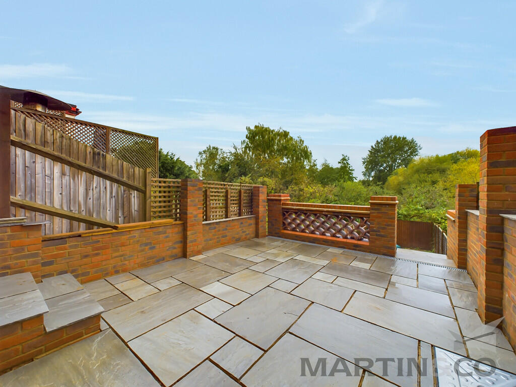 Additional image 13 of Riverside Road, St Albans
