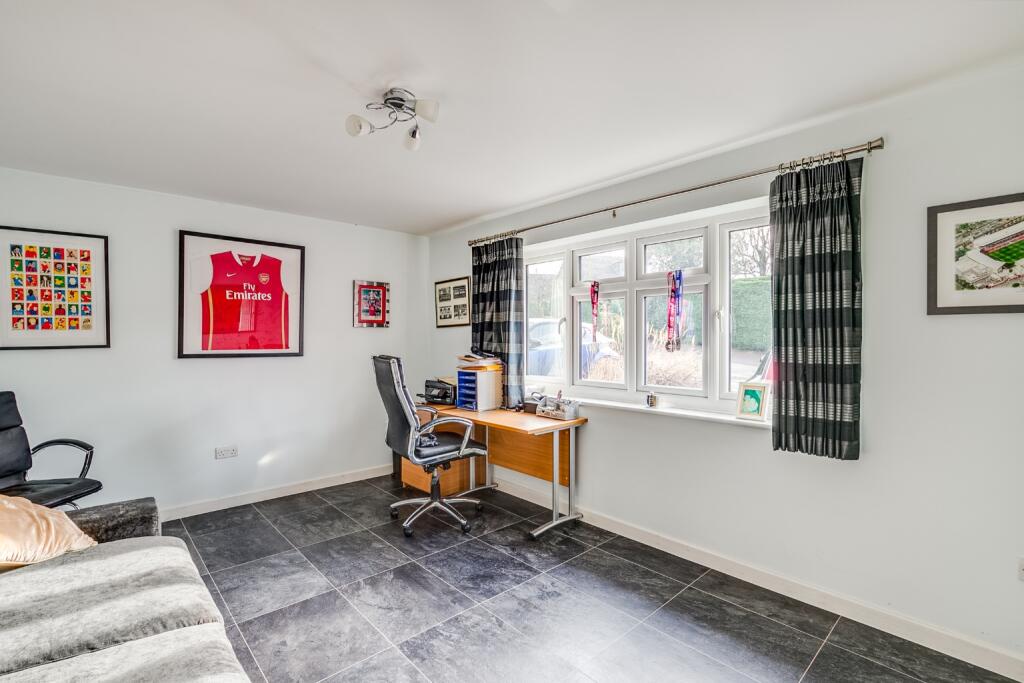 Additional image 16 of Burnham Close, Welwyn, Hertfordshire, AL6