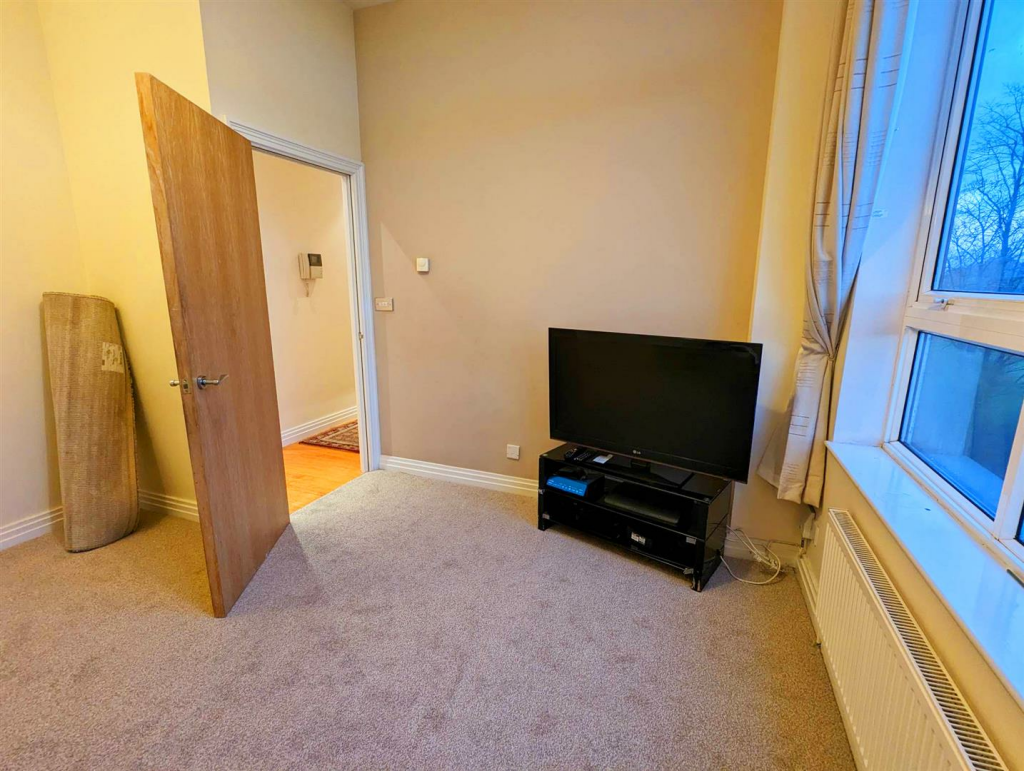 Additional image 4 of Yew Tree Road, Moseley, Birmingham