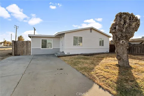 Primary image of 621 E Florinda Street, Hanford, CA 93230