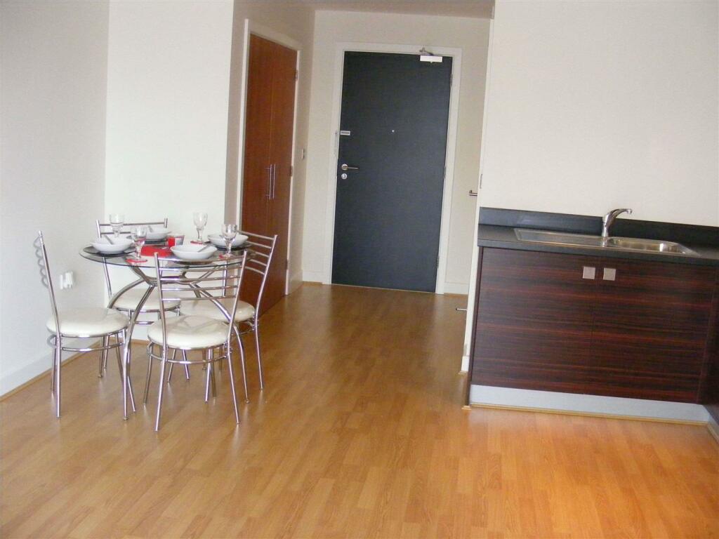 Additional image 3 of Sinope, 58 Sherborne Street