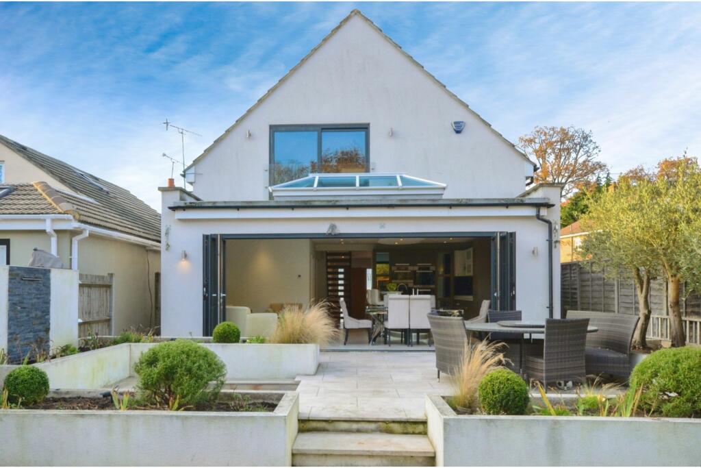 Additional image 23 of Bucknalls Drive, St. Albans, AL2