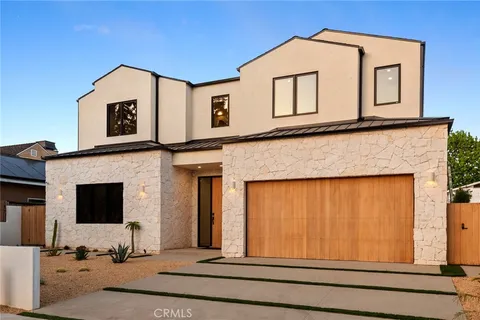 4320 Teesdale Avenue, Studio City, CA 91604